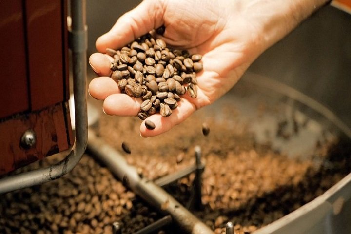Bí quyết rang cà phê ngon giữ chân khách hàng